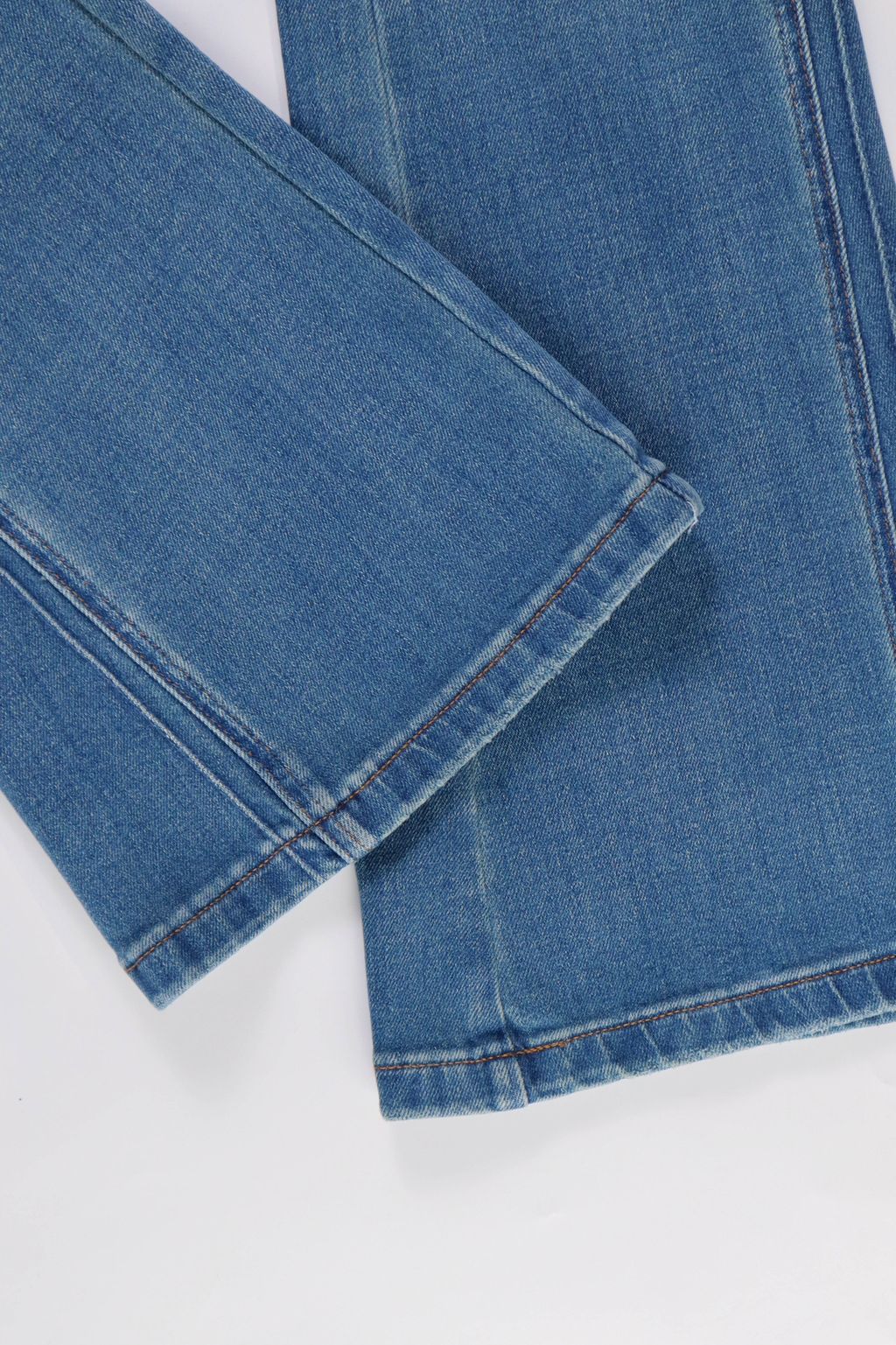 13b62b13eb855abae16f615bcb09b5cd