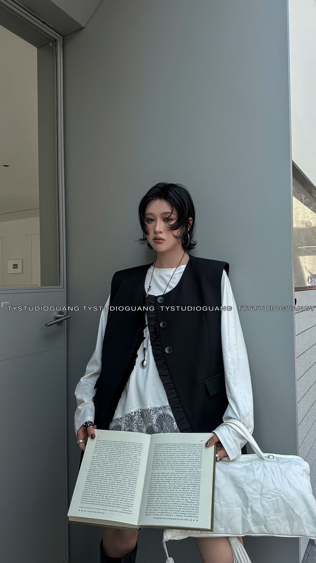 5452800aa08278f893f3eb62be8b9833