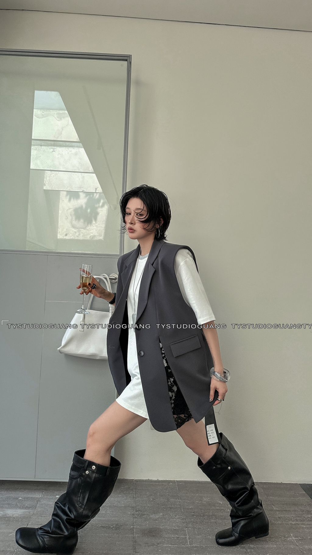 5916f5eeb8fa55a2468334041c8bbdc8