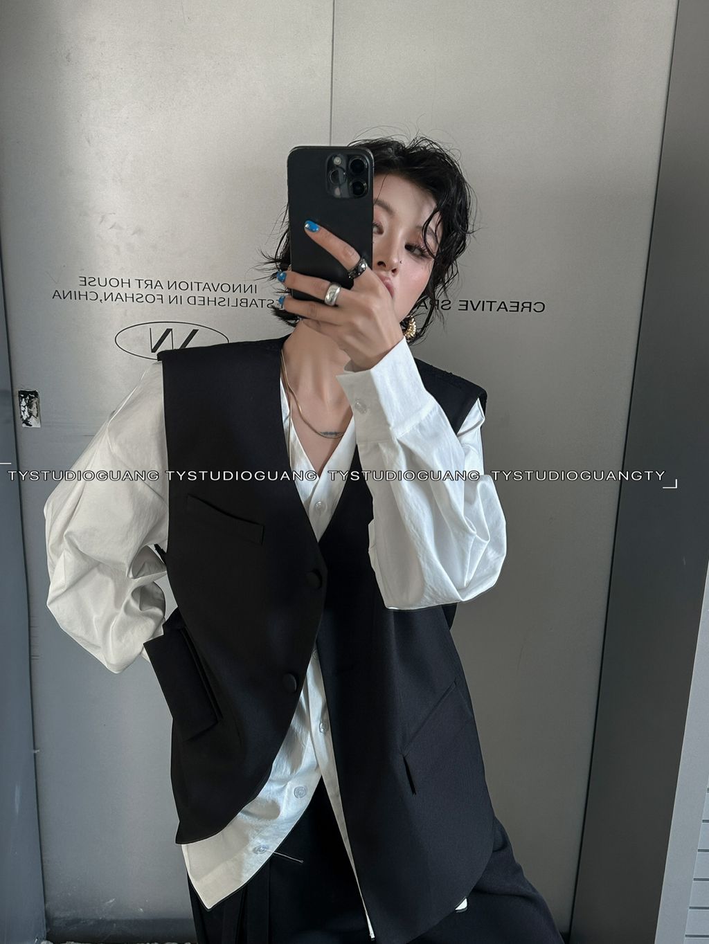 4b8ba8df497400b63ee1813486b3bd9f