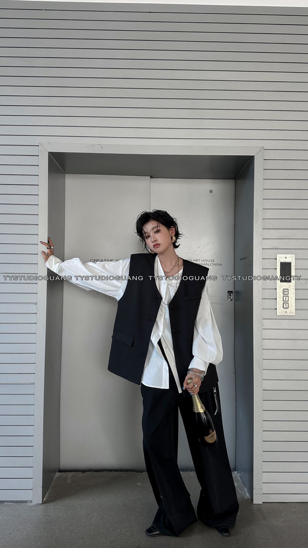 1bb8bb1b7d312a7fbee4b5f529c1f063