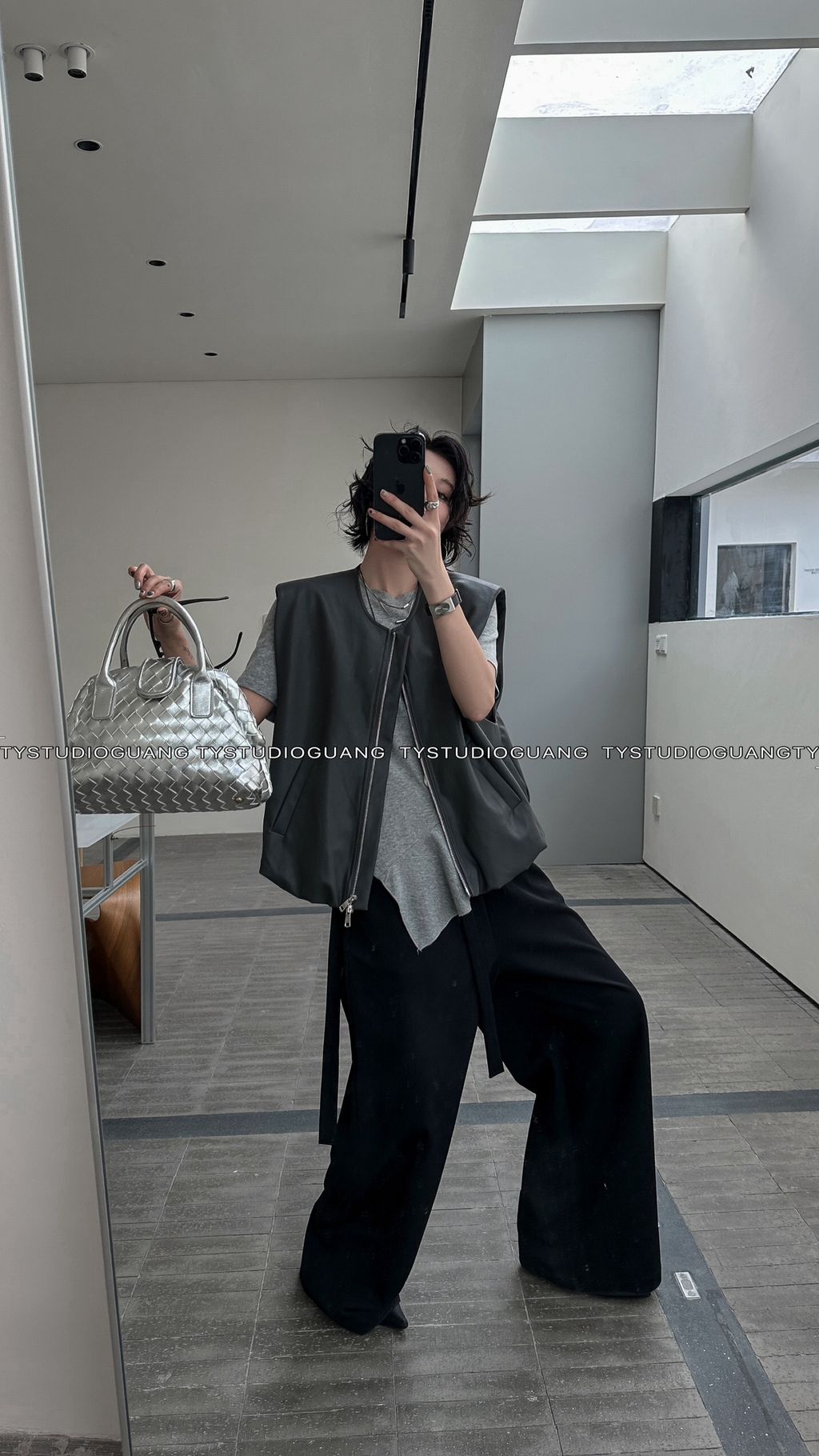 1db752d325920f5db28823f2f4f56070