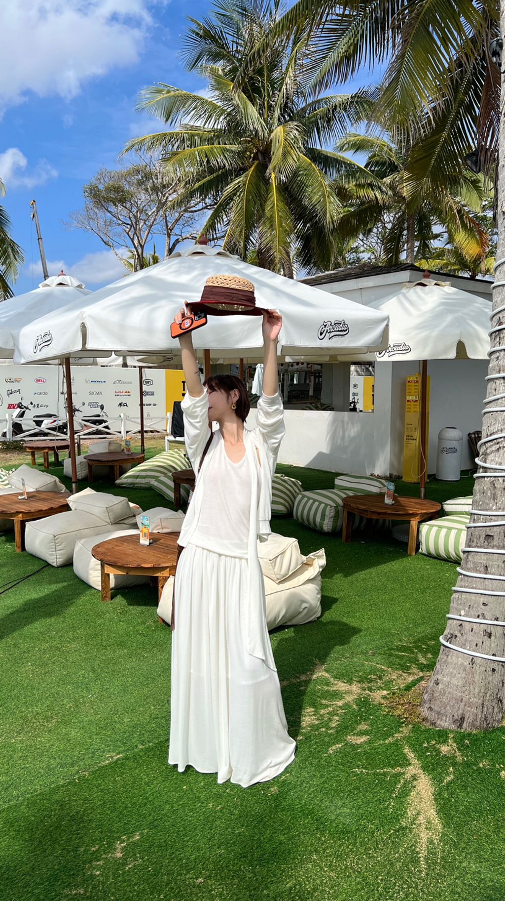 ad6561e72d500bb0f4dd23b313f0d9e8