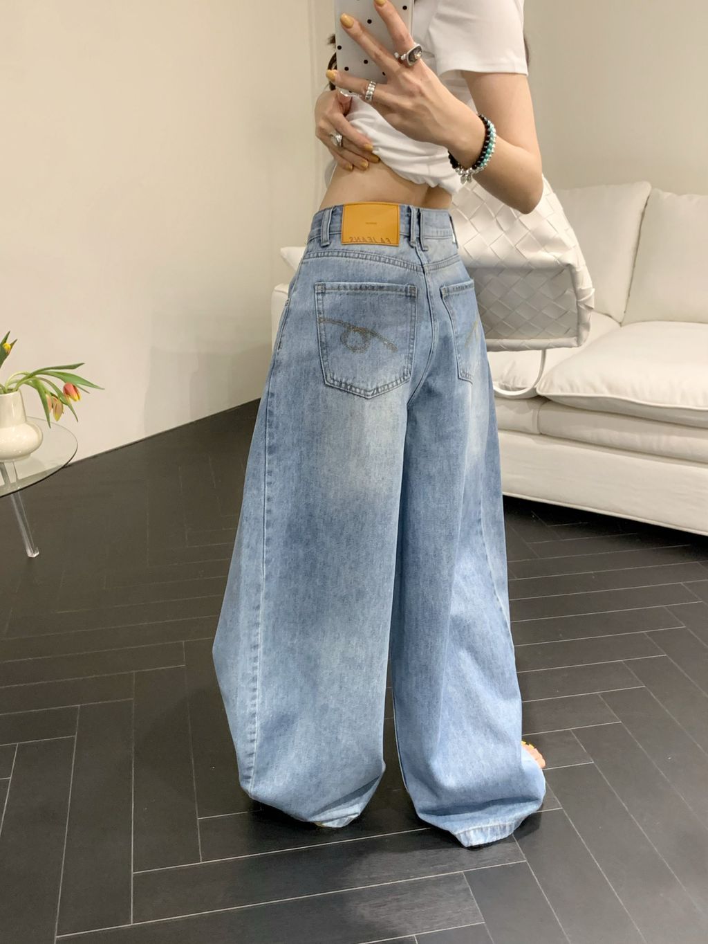 20f31b701f048ea59526b9a8e361f67b