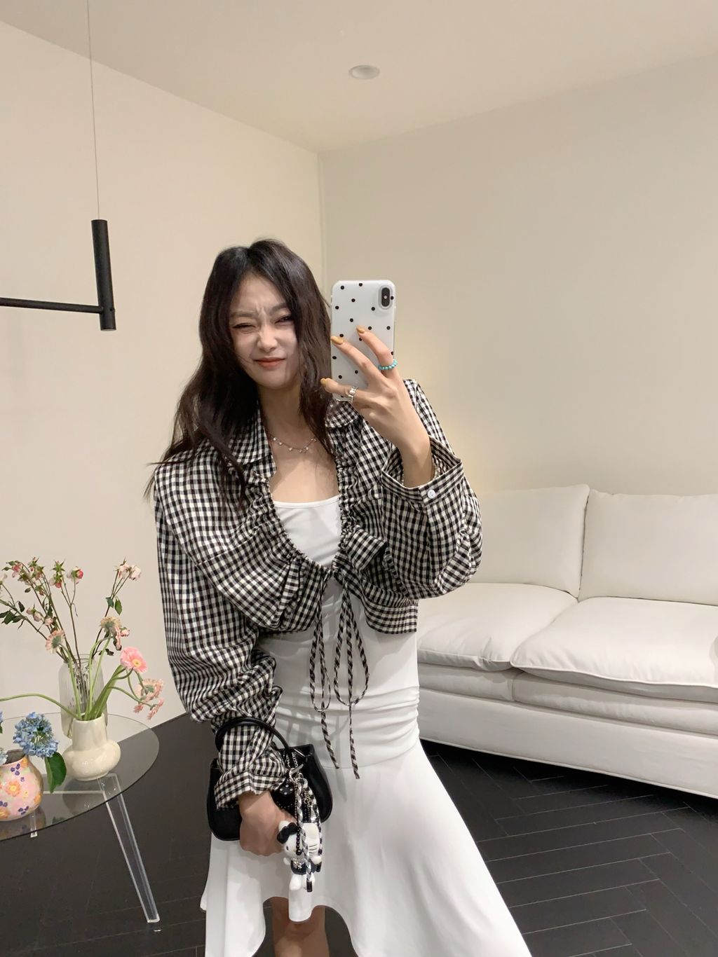 98acfb4676027616cba7920ad2553572