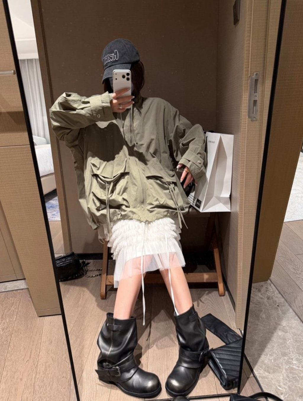 9b6c693c99fb4d75852b03e8612dd5e7