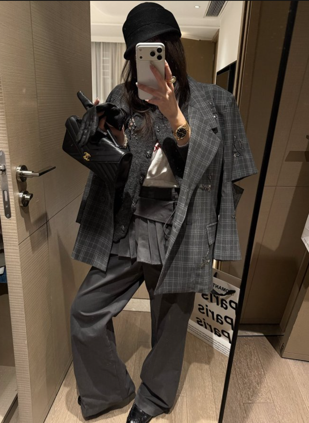 9c808565bcfa9e04bfd1f60918eeaed4