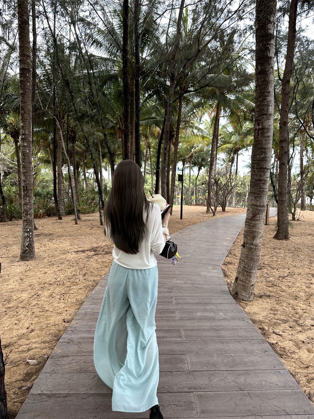 2b6a61adadf1572250cbd76ff510cc7a