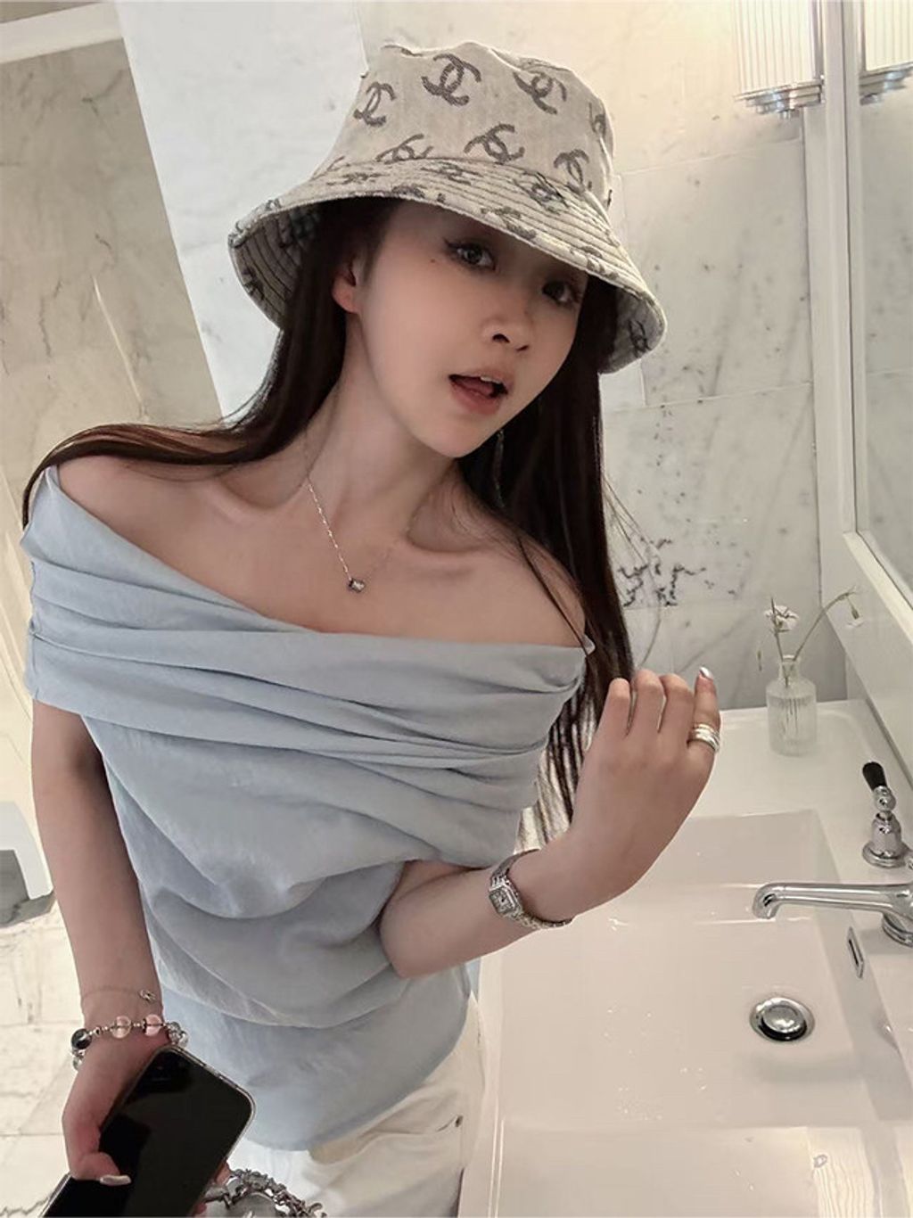 5f64760fae8a40afaeea5f1ceda70d51