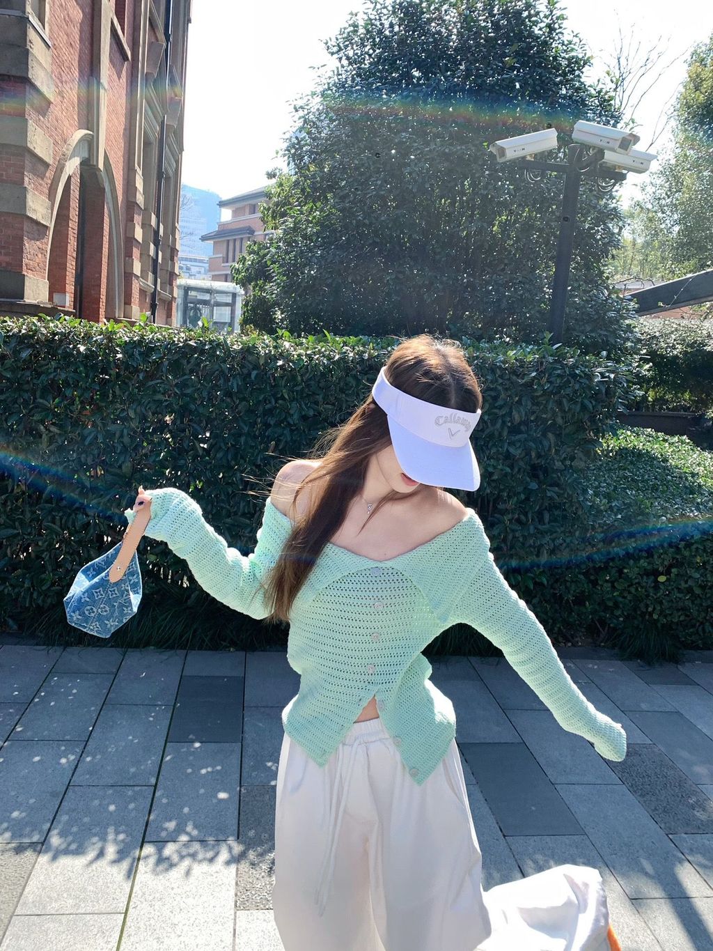 322851aacb0abb59968a56aff5353832