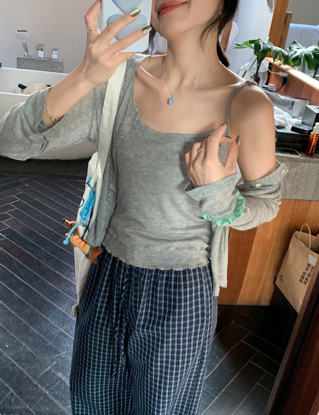 13f6b308cbd87740facce48b91d64674