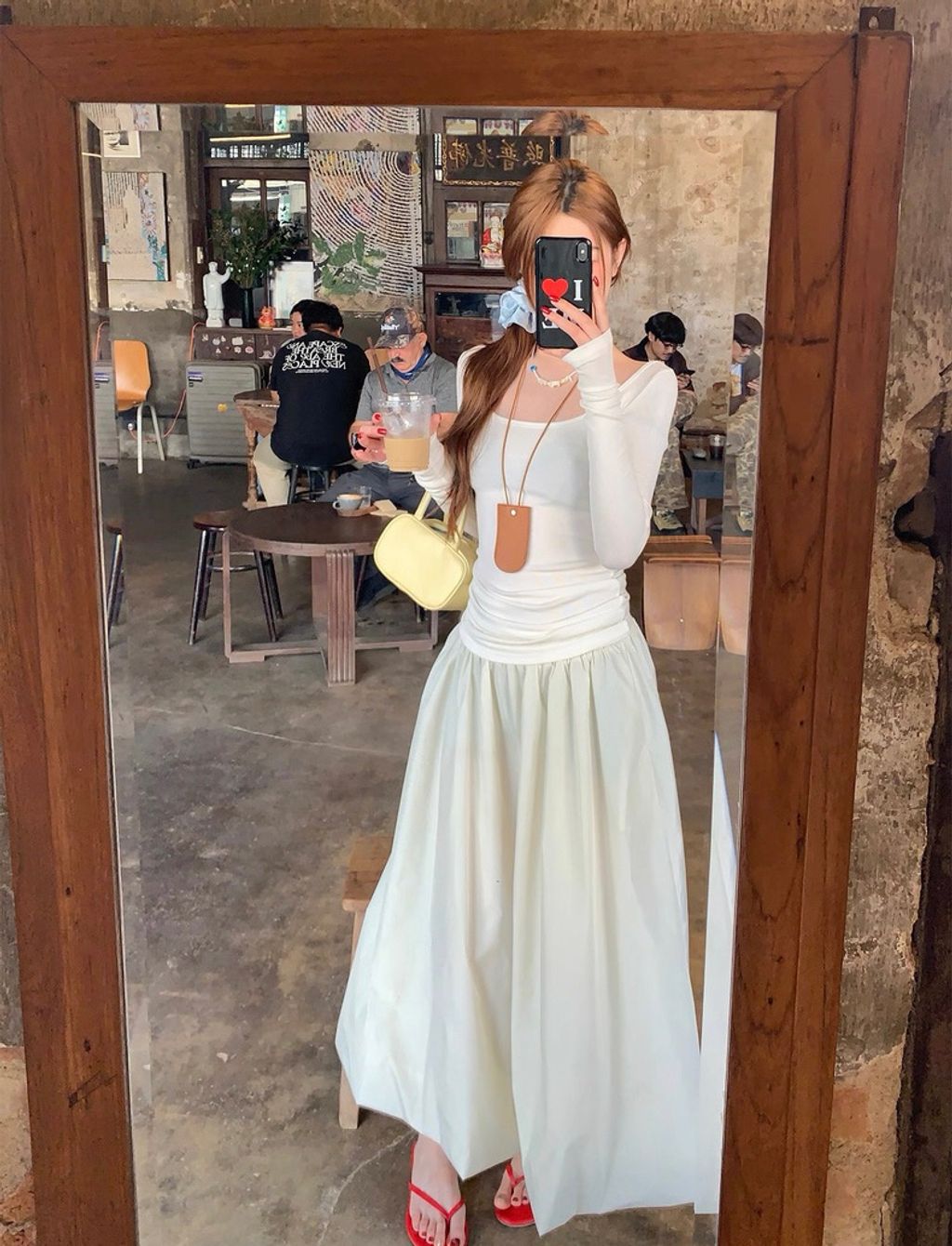 3555e852907aff3476f56c7a09994a3c