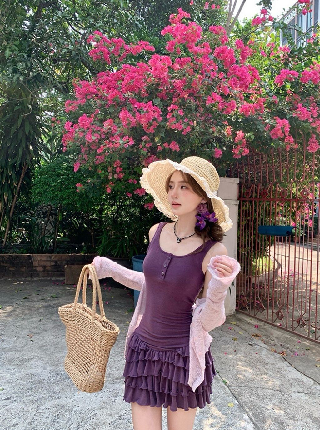 ecee627d1d6f1bdb07a4d90eca2d06e2