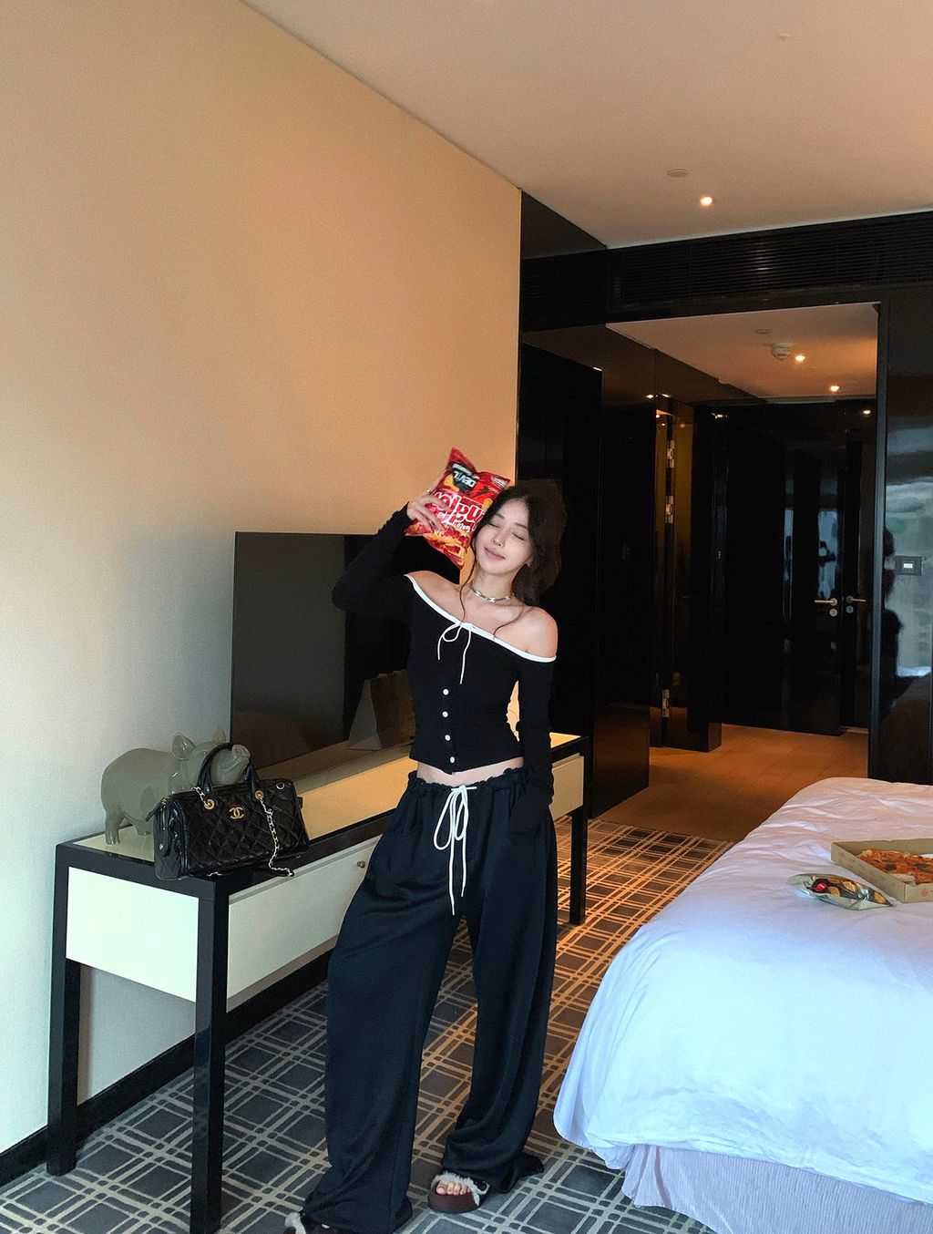 d4cb8fc76778e3a5a6693119973d4210