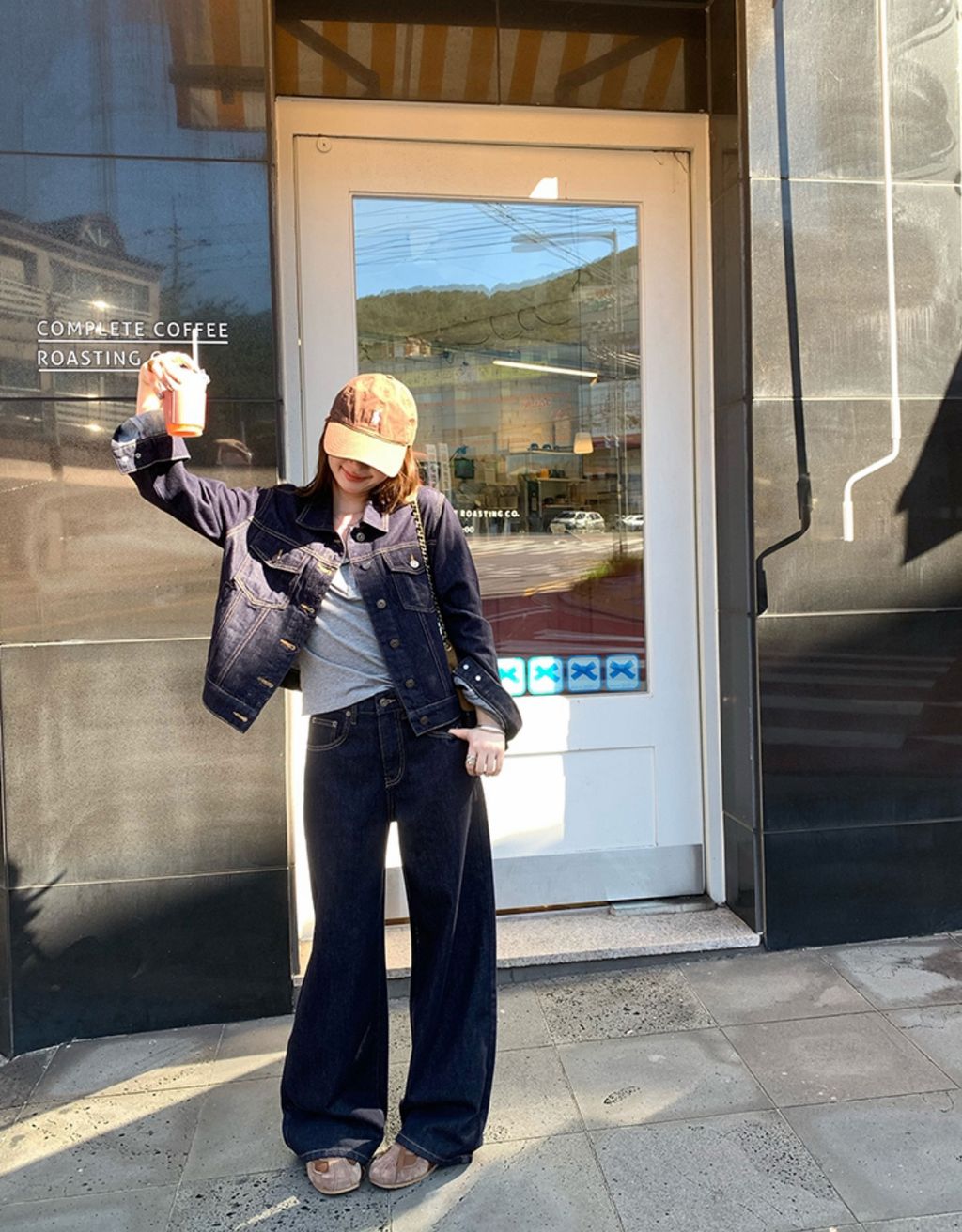 0b477daa1289cee7a803e7c9bee5b06c