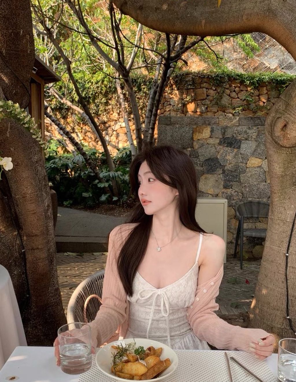 f73d5709d6876686f1c4d6bfa5730d27