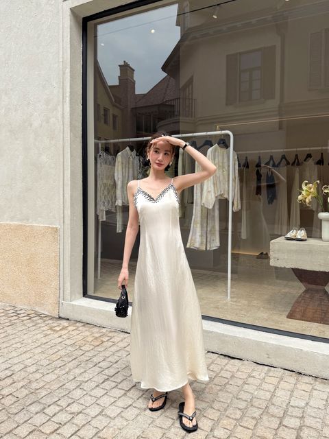 70c3519e7fc7fc56b68c1a2157879e07