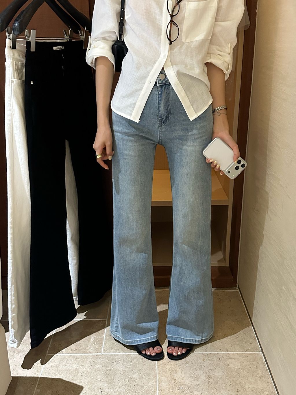 a95865bd73a4b32e99f3f1f1d6061145