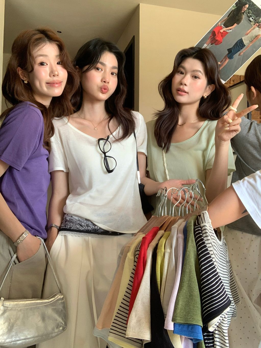 aae2c37a52f70e0ad8af72a090d4dde7