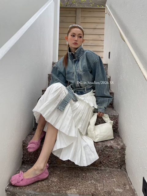 f9272af3c52a8bd57f16cca16807125b