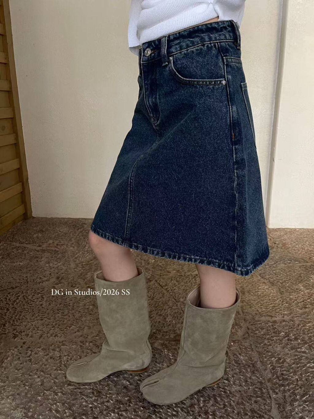 4e300d3fbb0841c2a5f1d82828ac9601