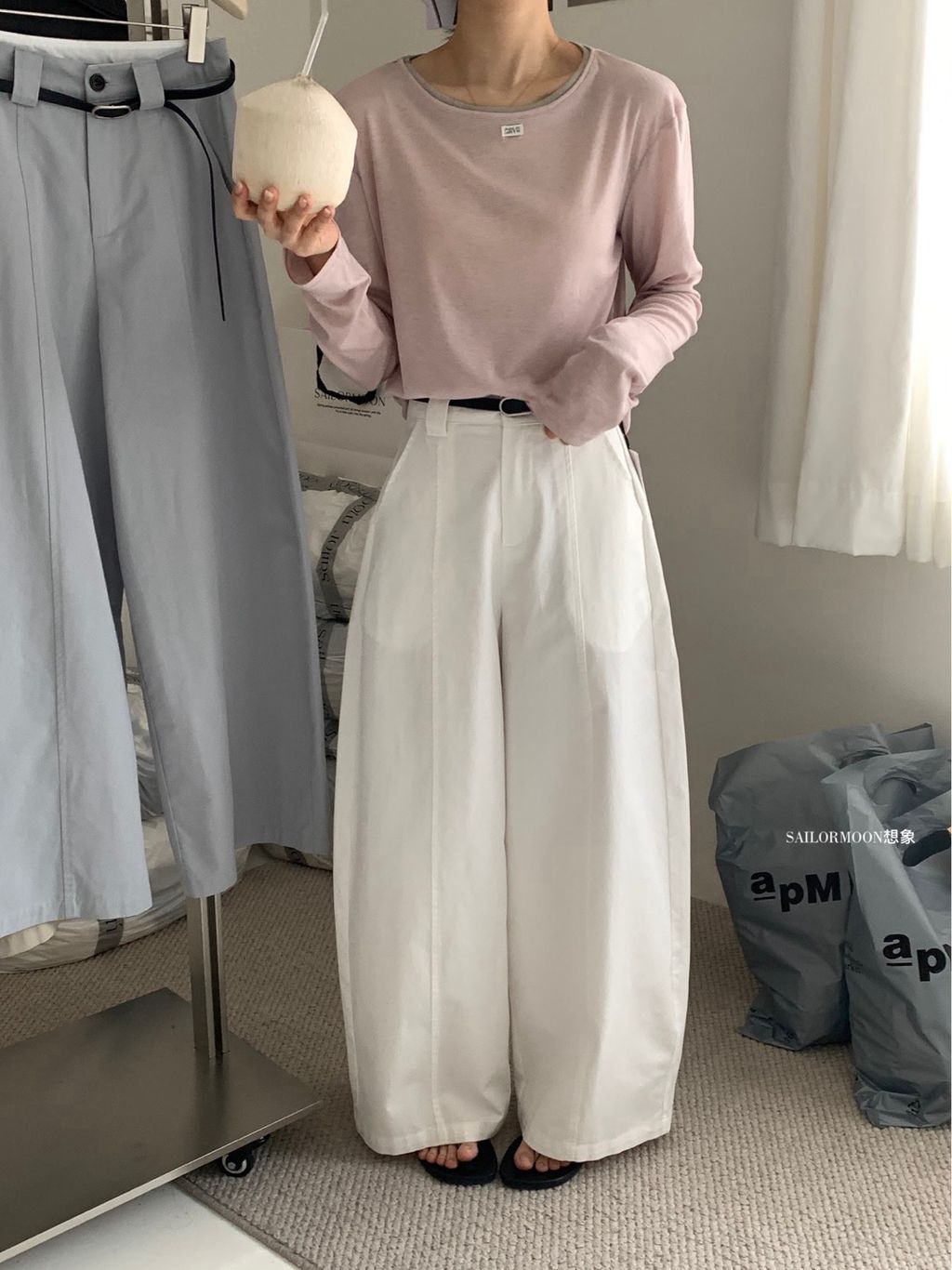 13a1cb24e280197bc6302687805a6f99