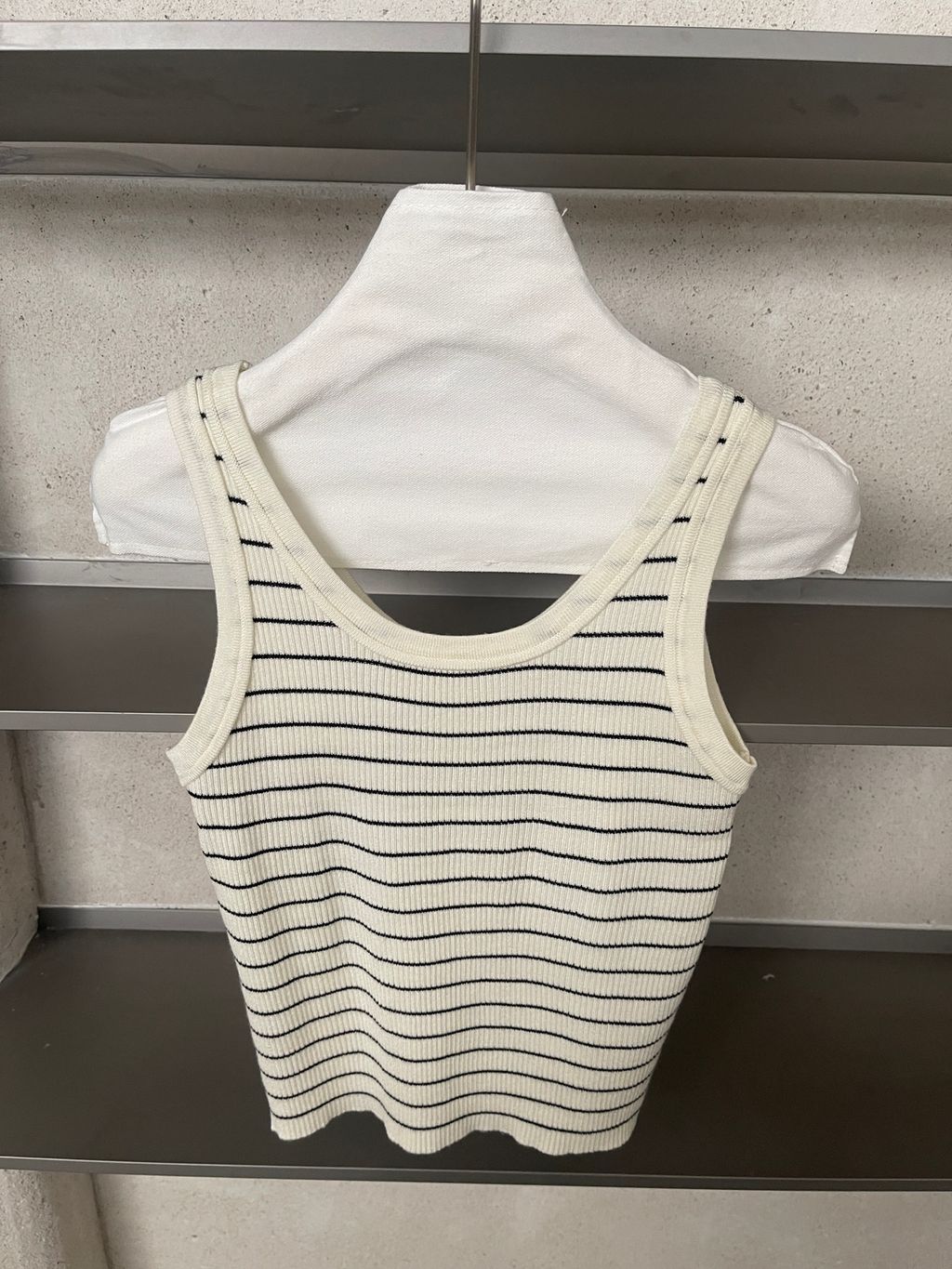 58618642375c4c3703995acd60503f37