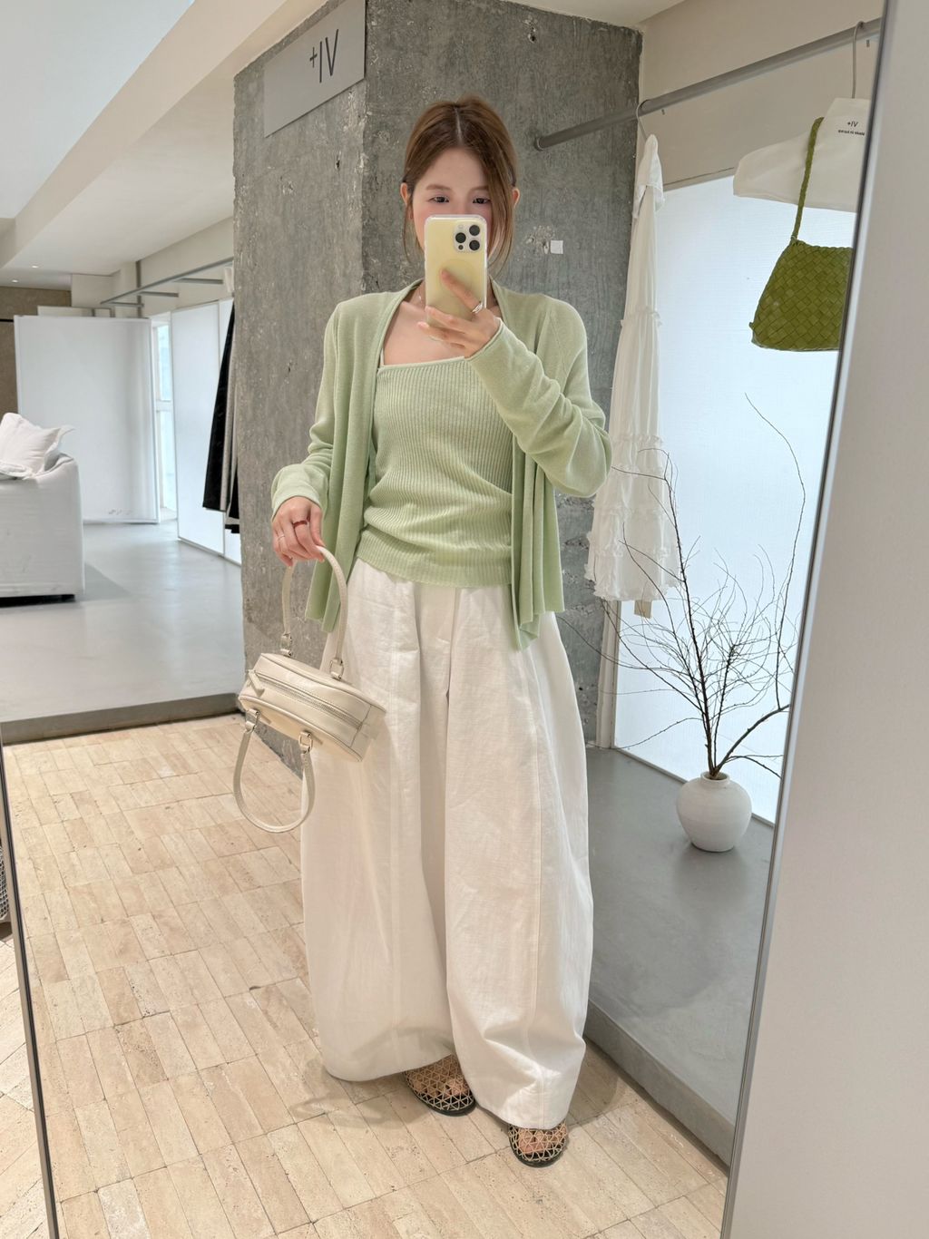 197206244165d3568642fbb9d3dcdc86