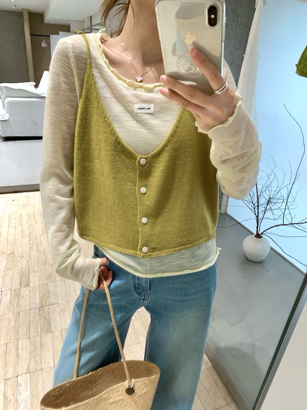 80db04f94a8c097f93f04869e9c8759d