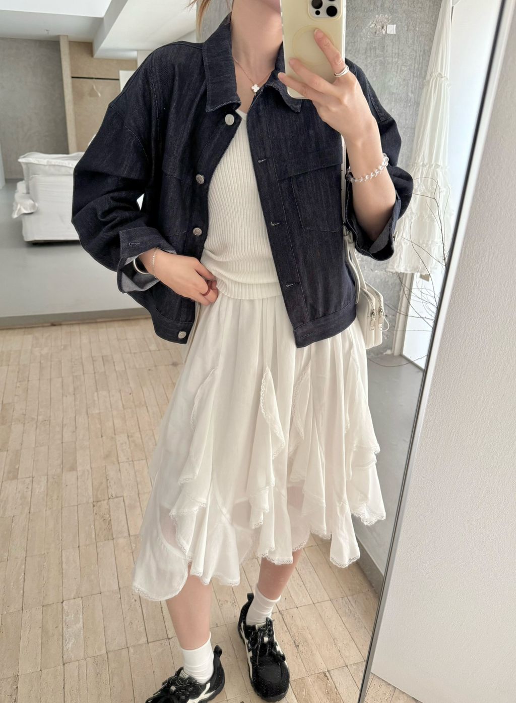 224e5fbc265aa9d376e1a26bf5d6b577