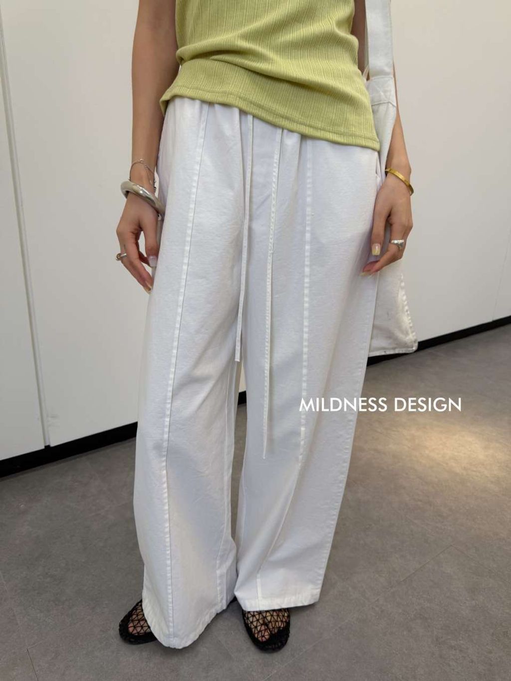 70586e840fb50fd67425e1bd6c0dceb7