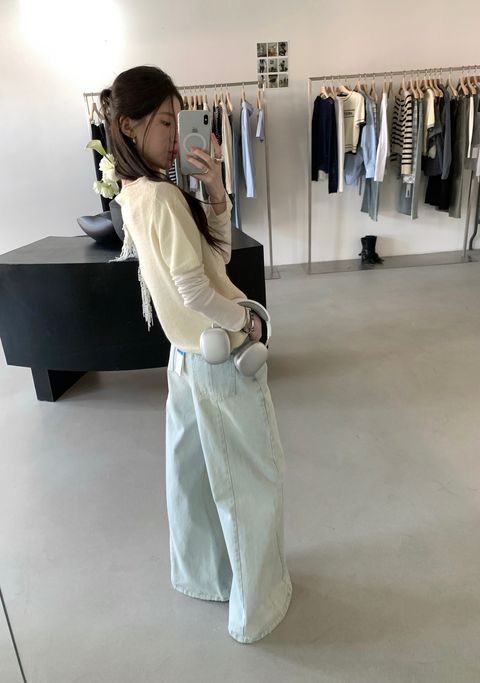 40d5f36a6f819b77deef27e24665853d