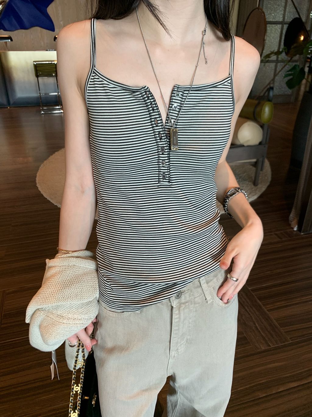 d70de522e8f7b239310aac3408778ff0