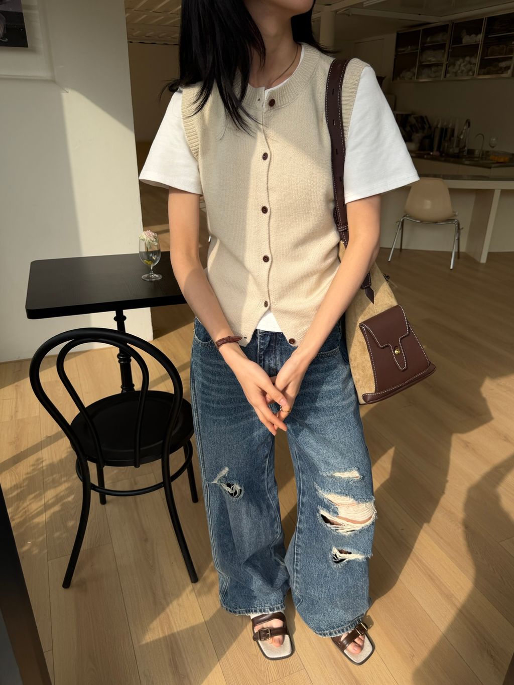 c024e28817079346ea82bdf395f56404