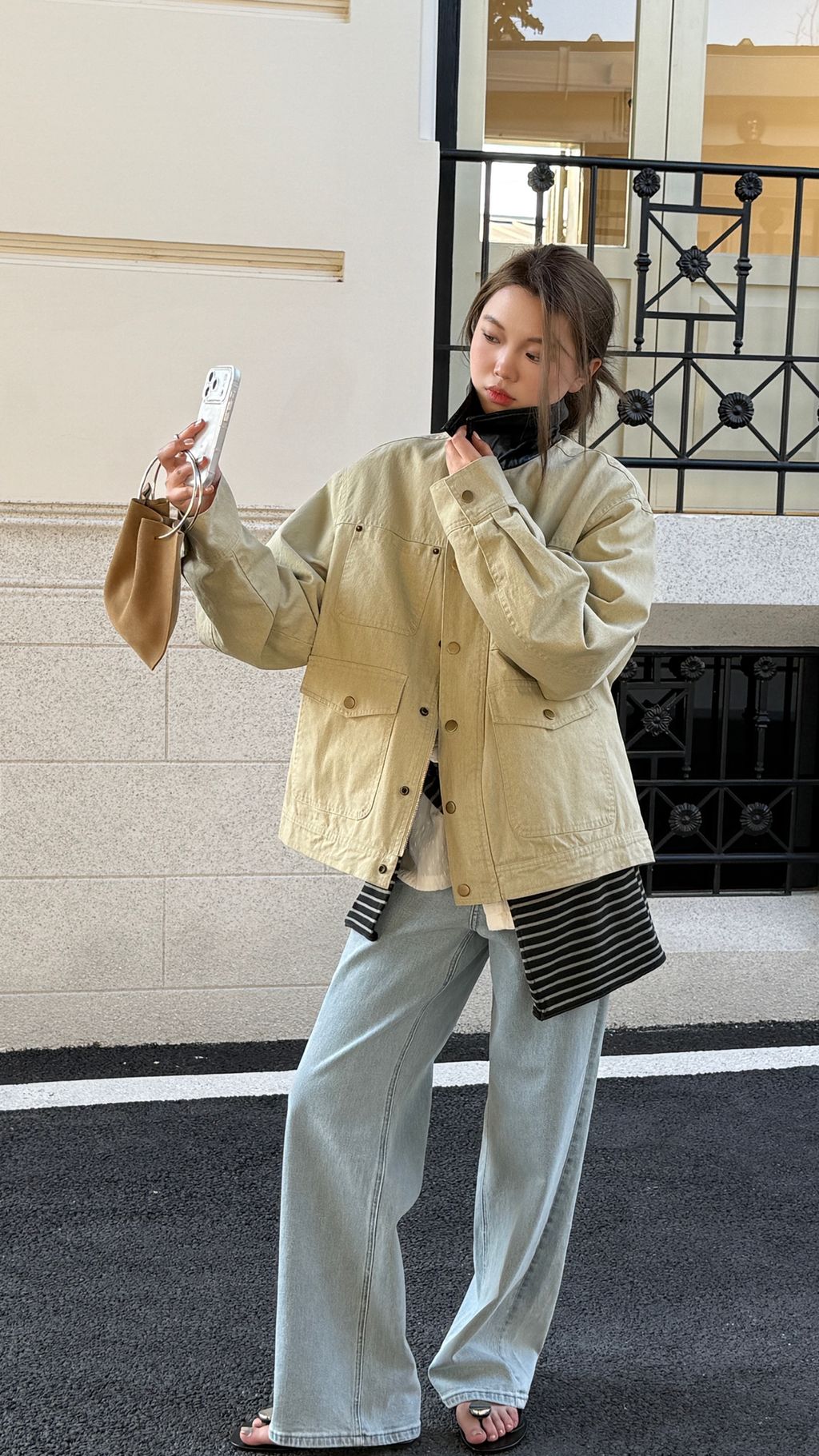 9884a11707e98a85b9d82a30f06beebb