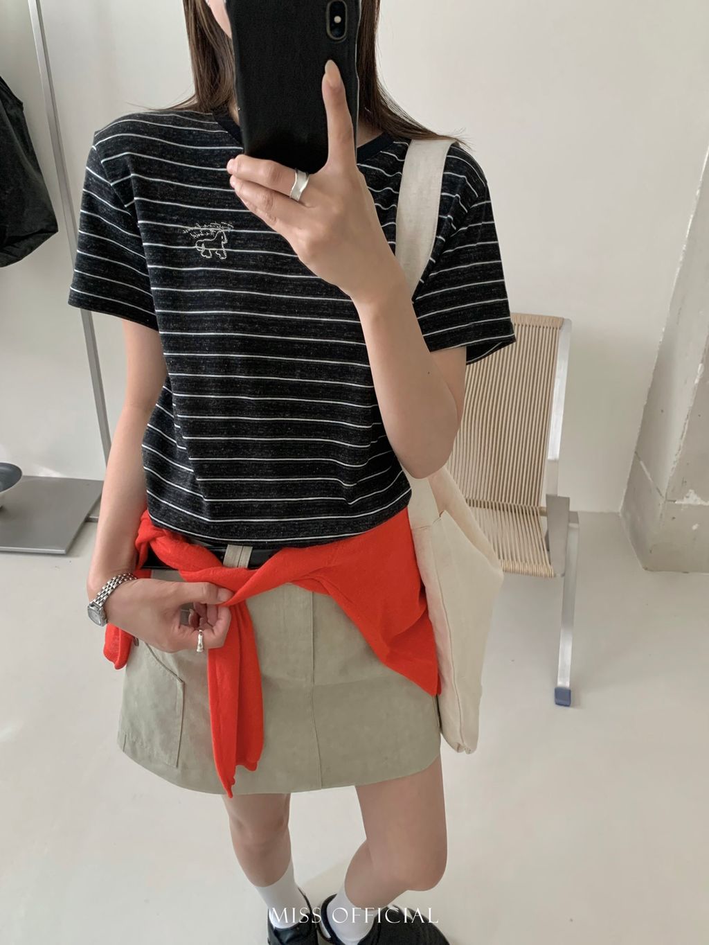 4da94a9d35ed4b7fa77978f354f6ac65