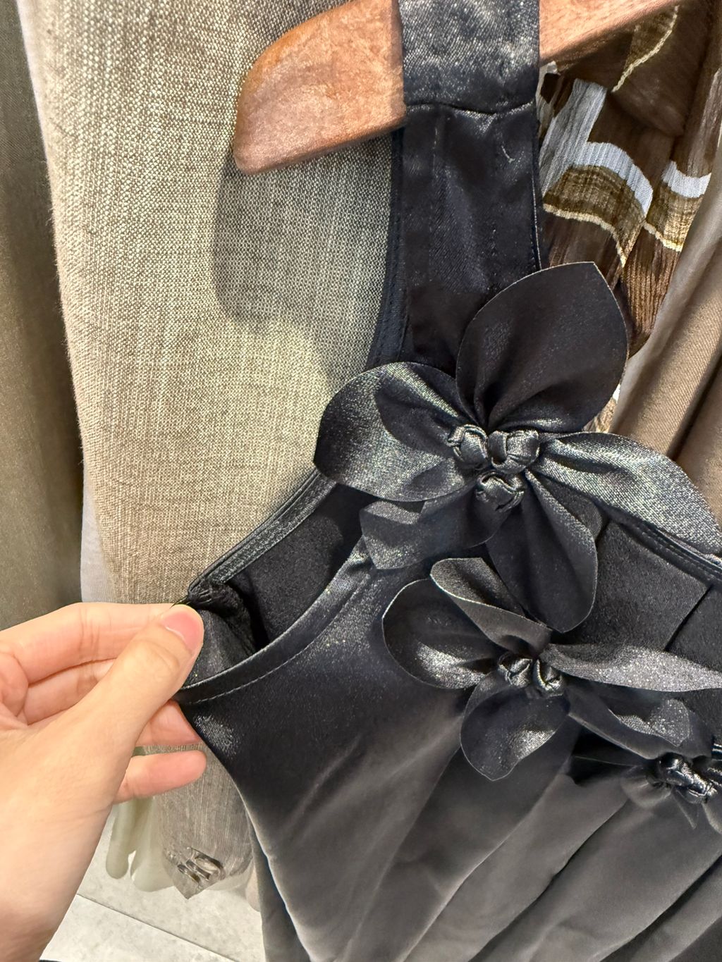 ad814c7954c241605b49b7d8a74c2339