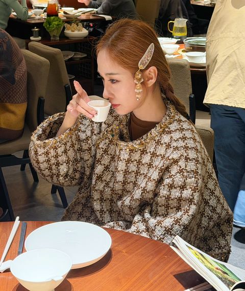 bbef48222a4edfa2bb79ec9194c2c2ec