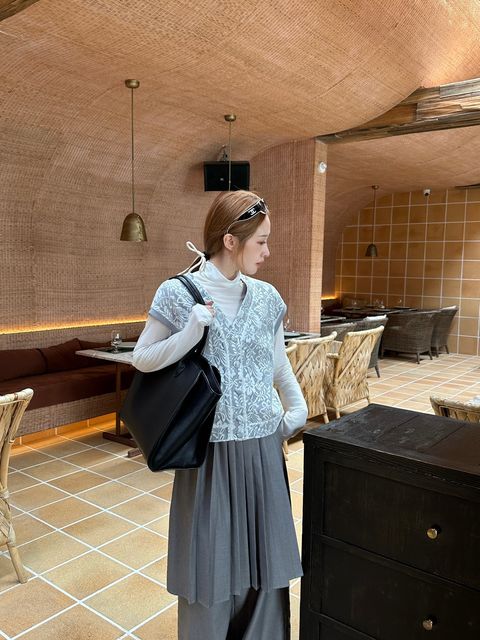 aebf50d5455622ba3b522501558921dc