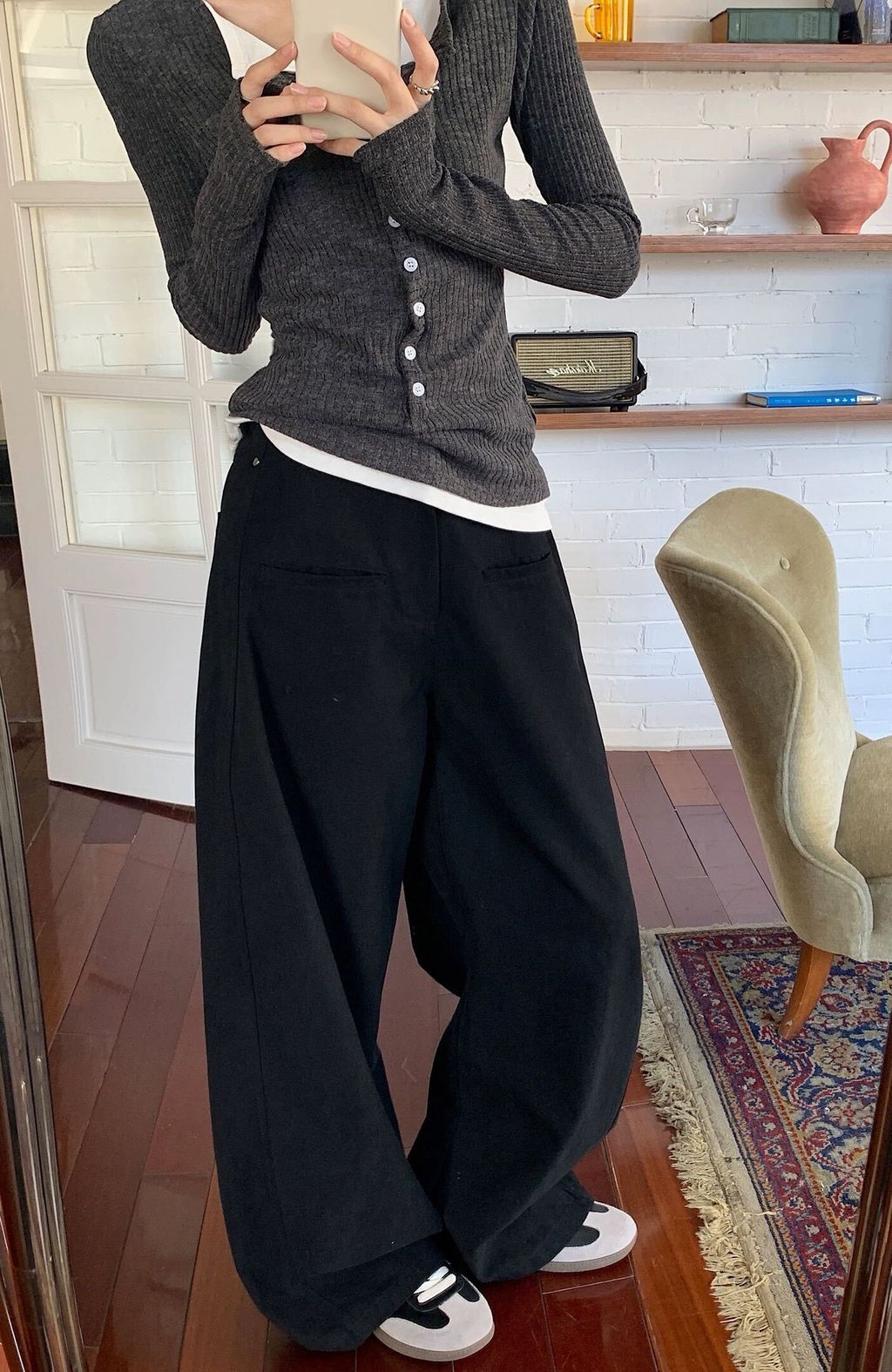 10e9becaa81d76277adcaad94b155f50