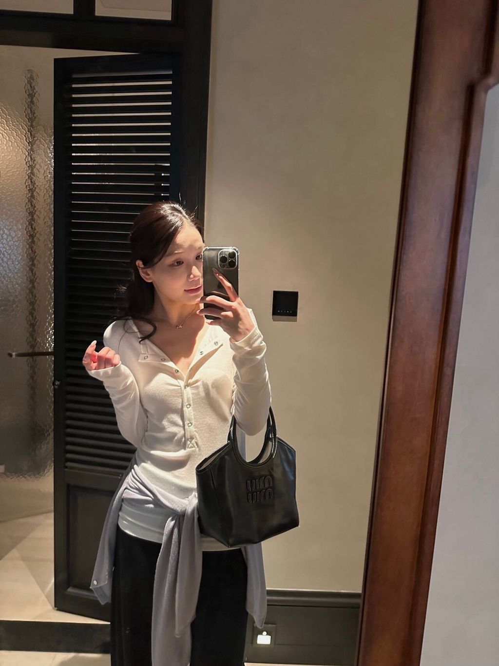 0df9a27e51a85ab6254a0a21a128bc41