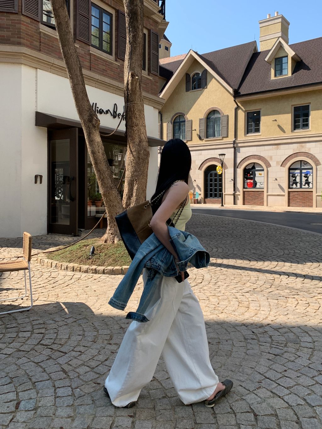 224fb198526aa00a6f6ebc39c6556e5b