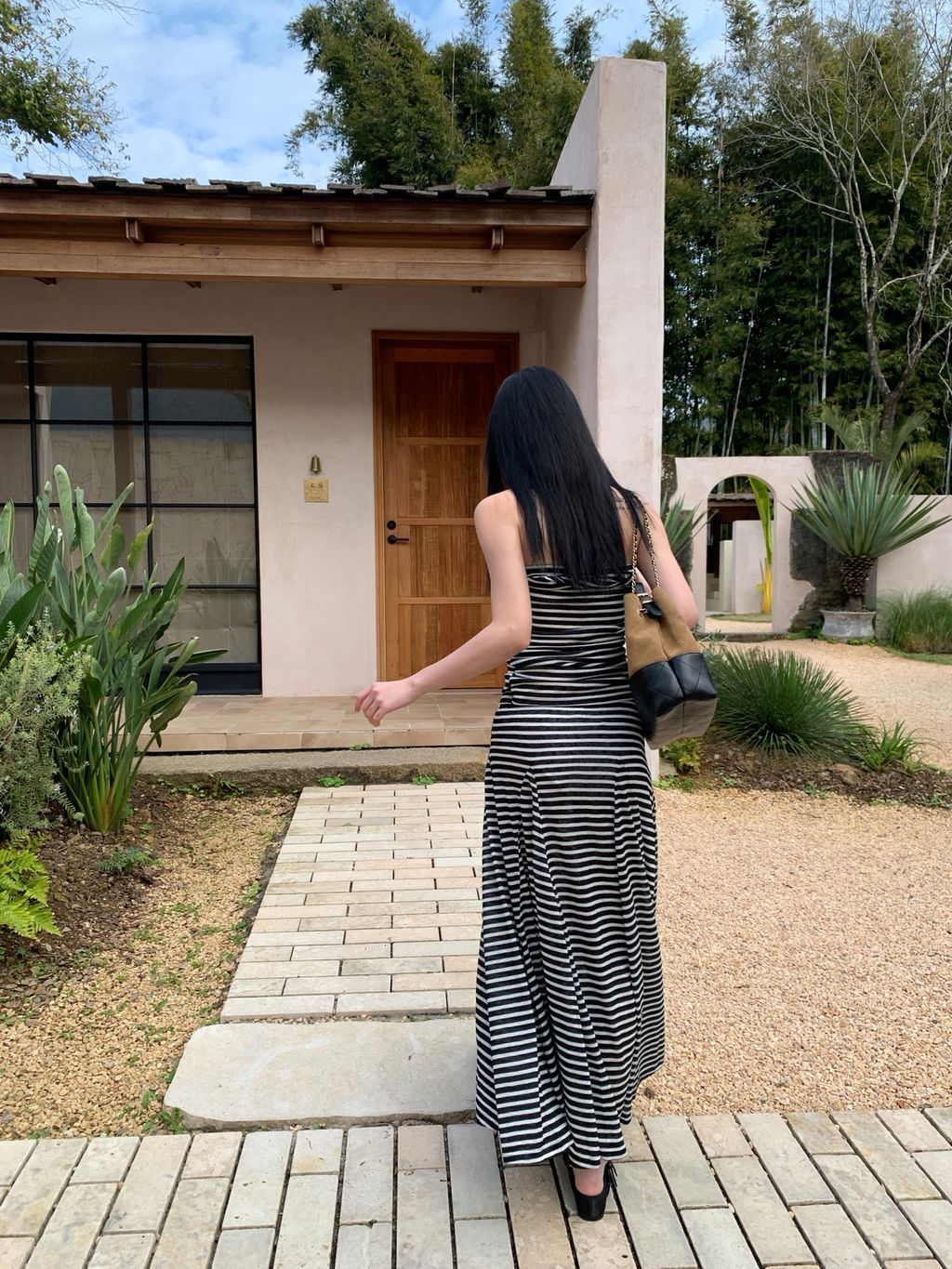 5a15904c3eb542223bf854d9ed44706f