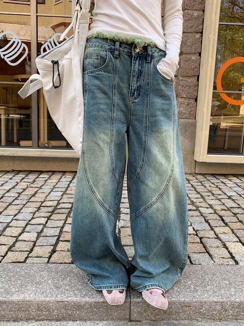 a3a5e6581670ee82cc1f6976632d351e