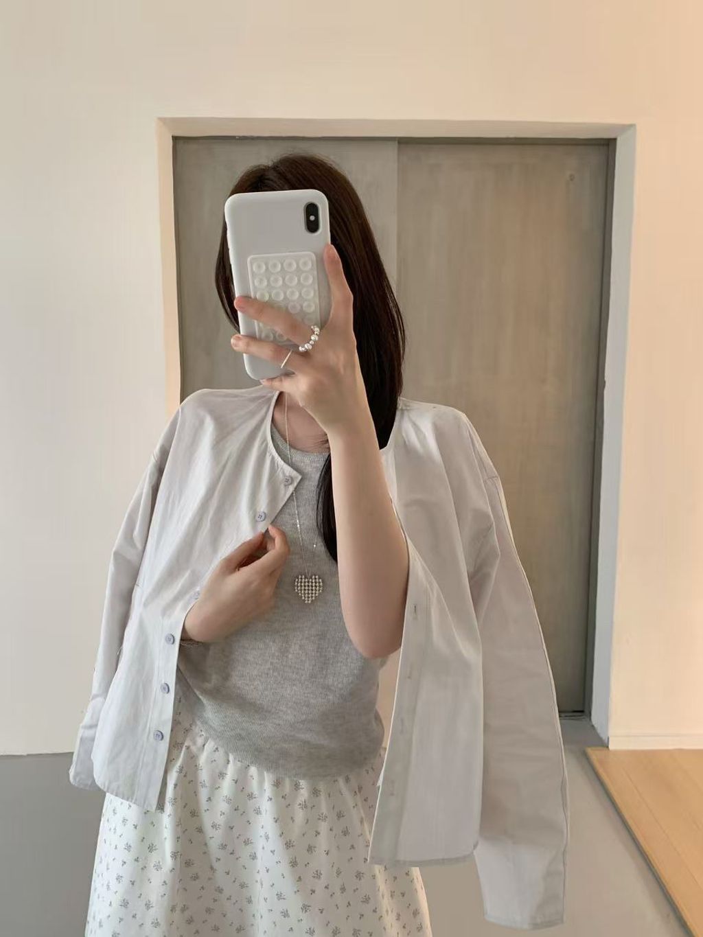 51d4d5ee7fcd8177f57a3d27c12852f1