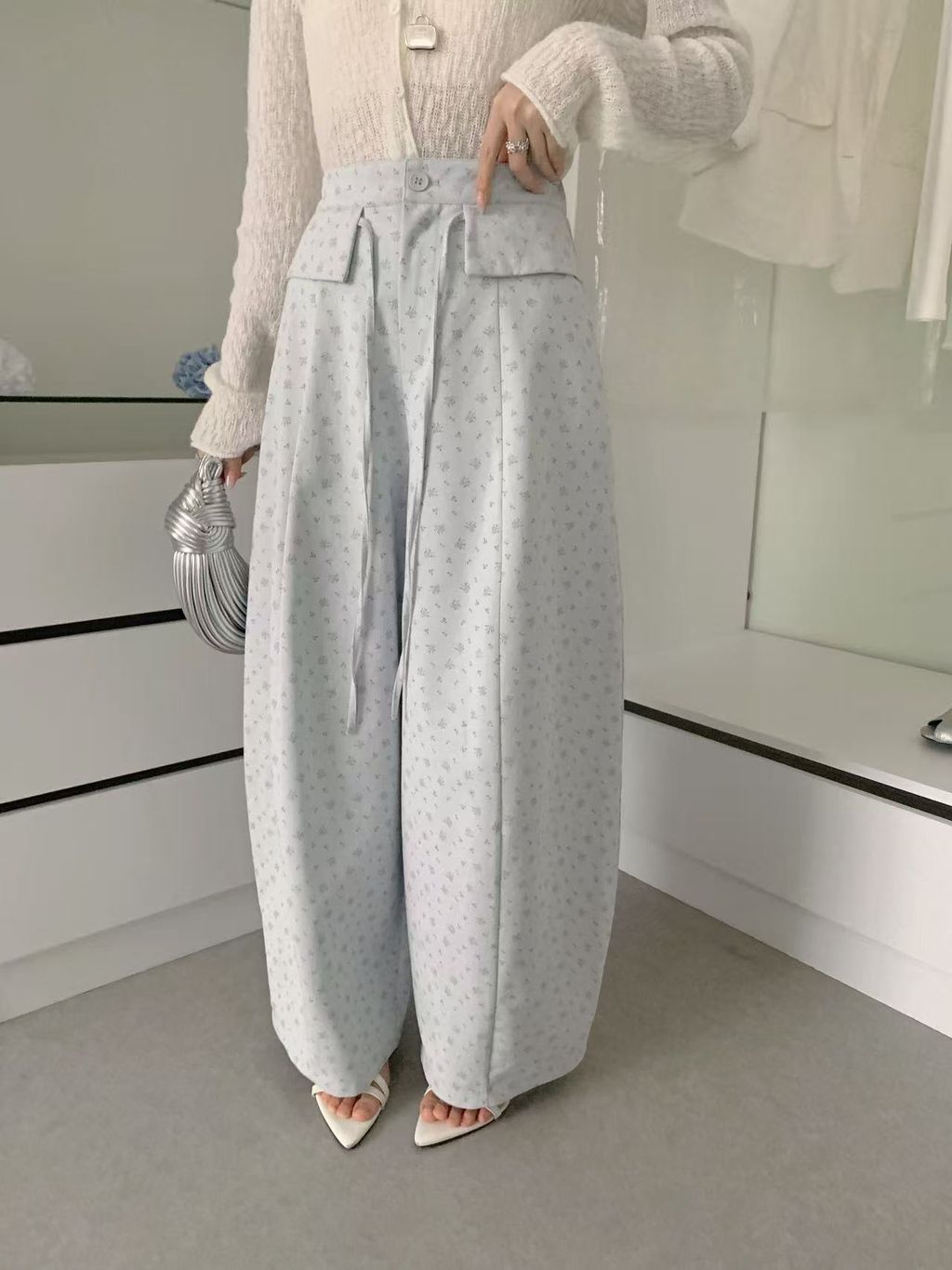 1cdd18e88f2bca3e7dc1e3e9d3a18147