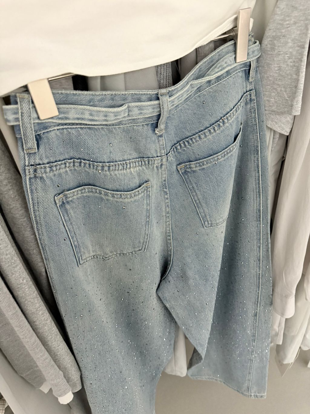 9f6bad0a2347a3e8387ff49ae8397724