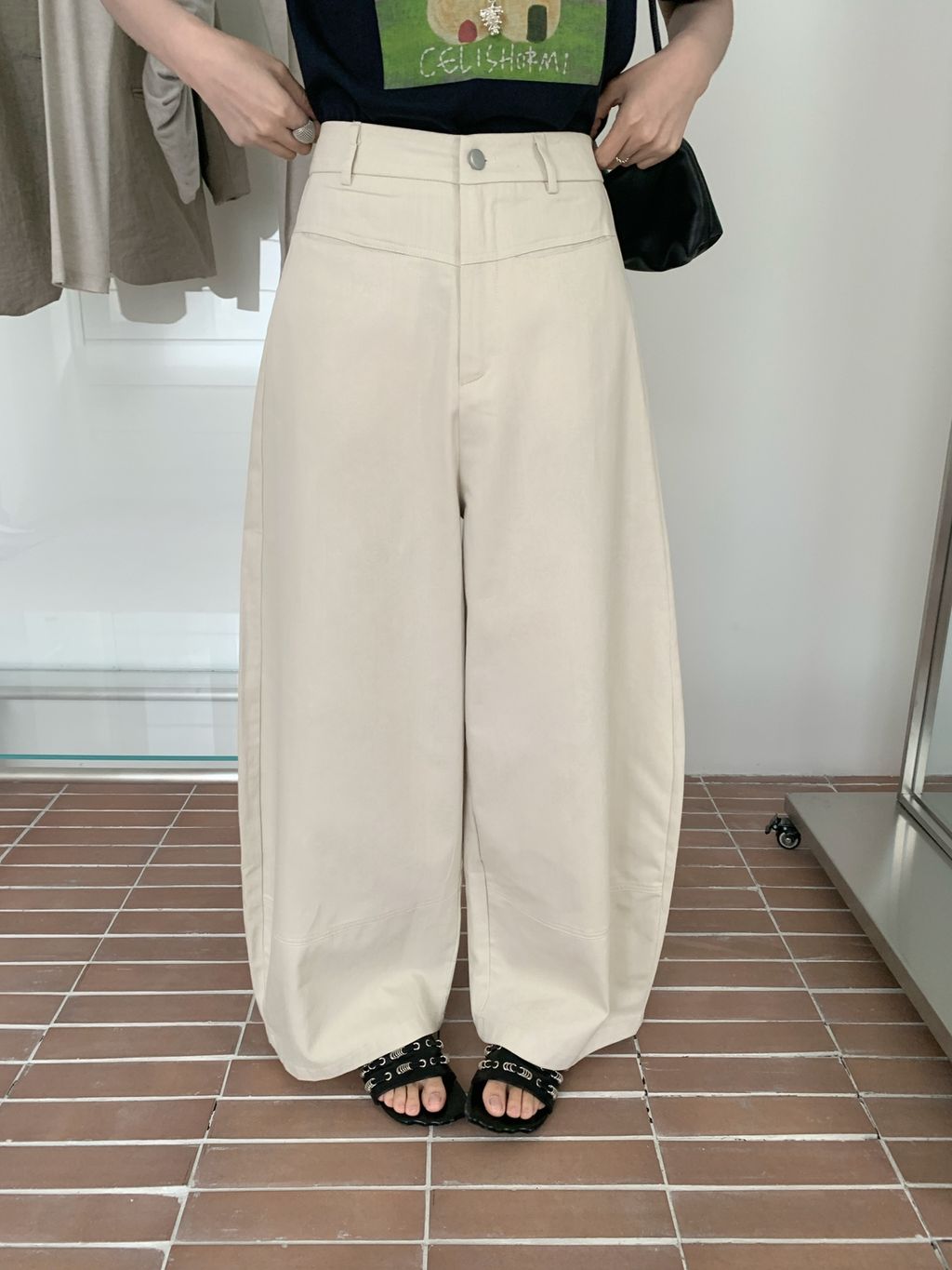 9aac8dd7bf0e26e8e2371ca5a524b311