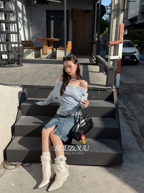 4040370a3ff740a9117fd02f8d3efb39