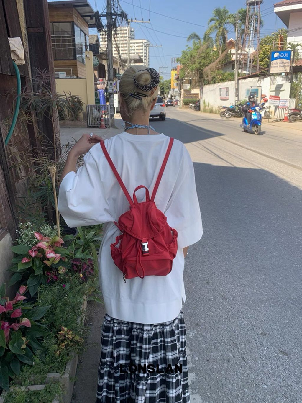 33e85065a4bd09532172c7f68bad3654